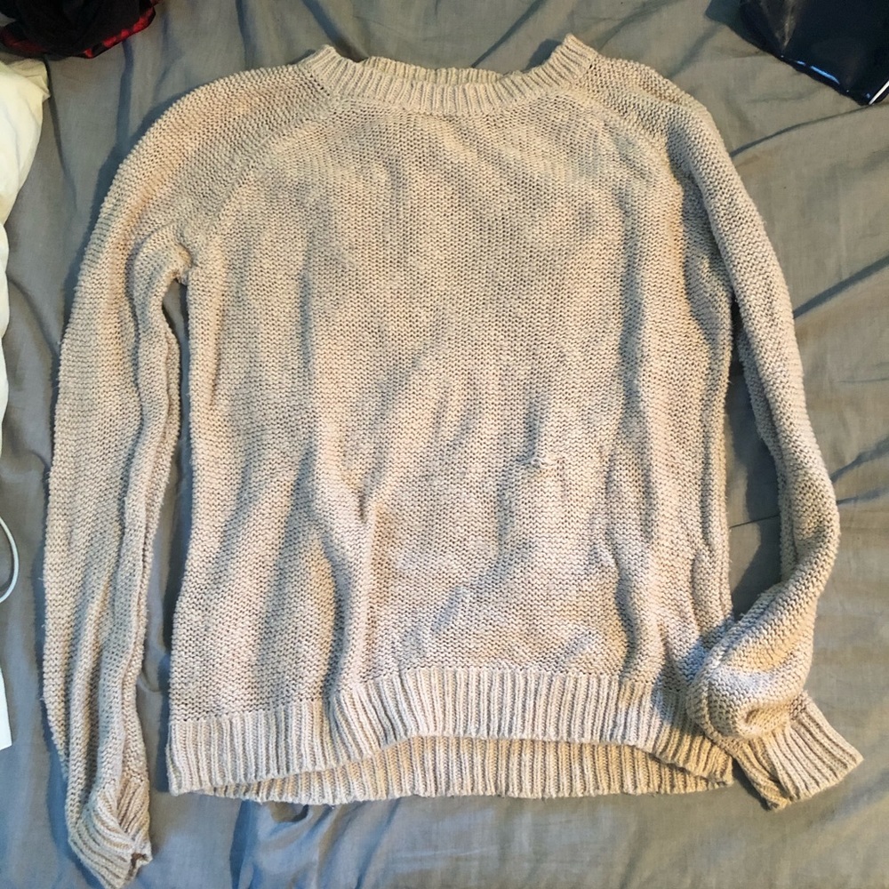 CABLE KNIT SWEATER
